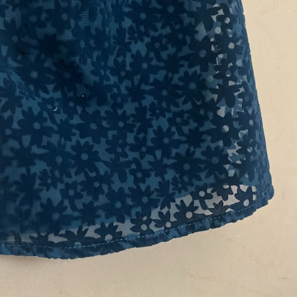 Wilde Fable Blue Velvet Flower Long Sleeve Tie Top - Picture 3 of 4